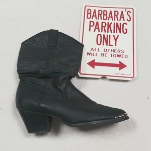 Dingo Black Ankle Booties